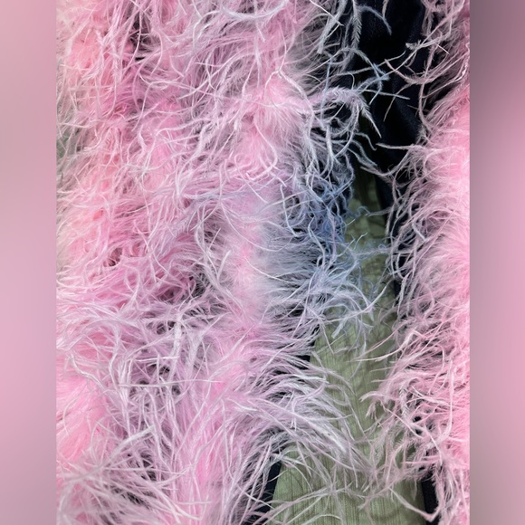 Alysse NYC Bliss Feather Denim Jeans - Picture 4 of 6